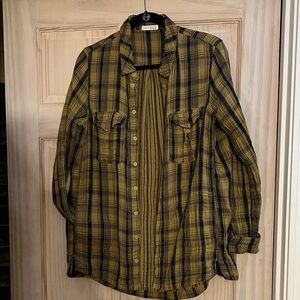 M GUC Free People crazy soft Plaid Button Down Shirt with POCKETS!